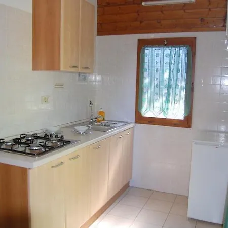 Campsite Trevisago Iris Park Moniga del Garda